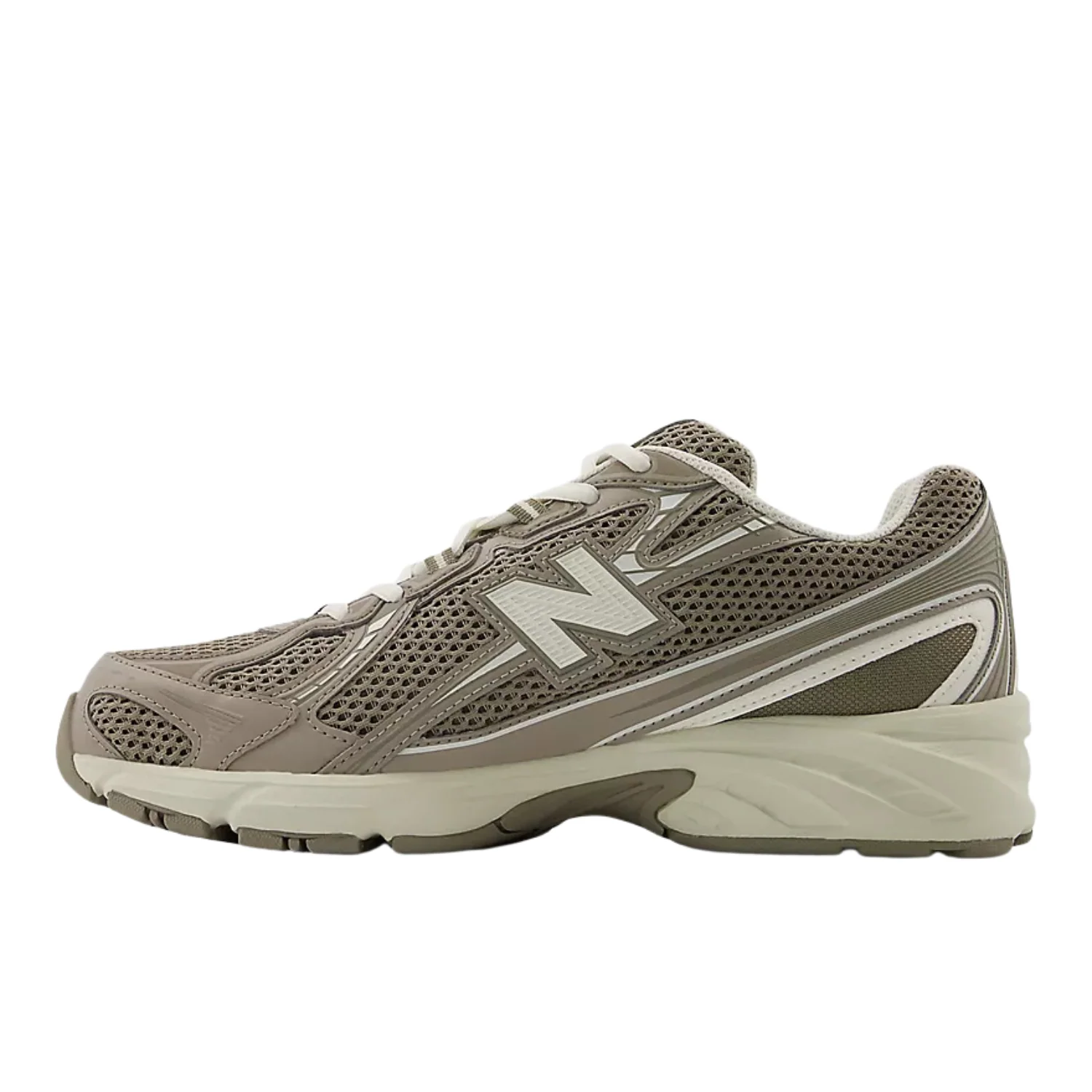 W 740 - Image 2