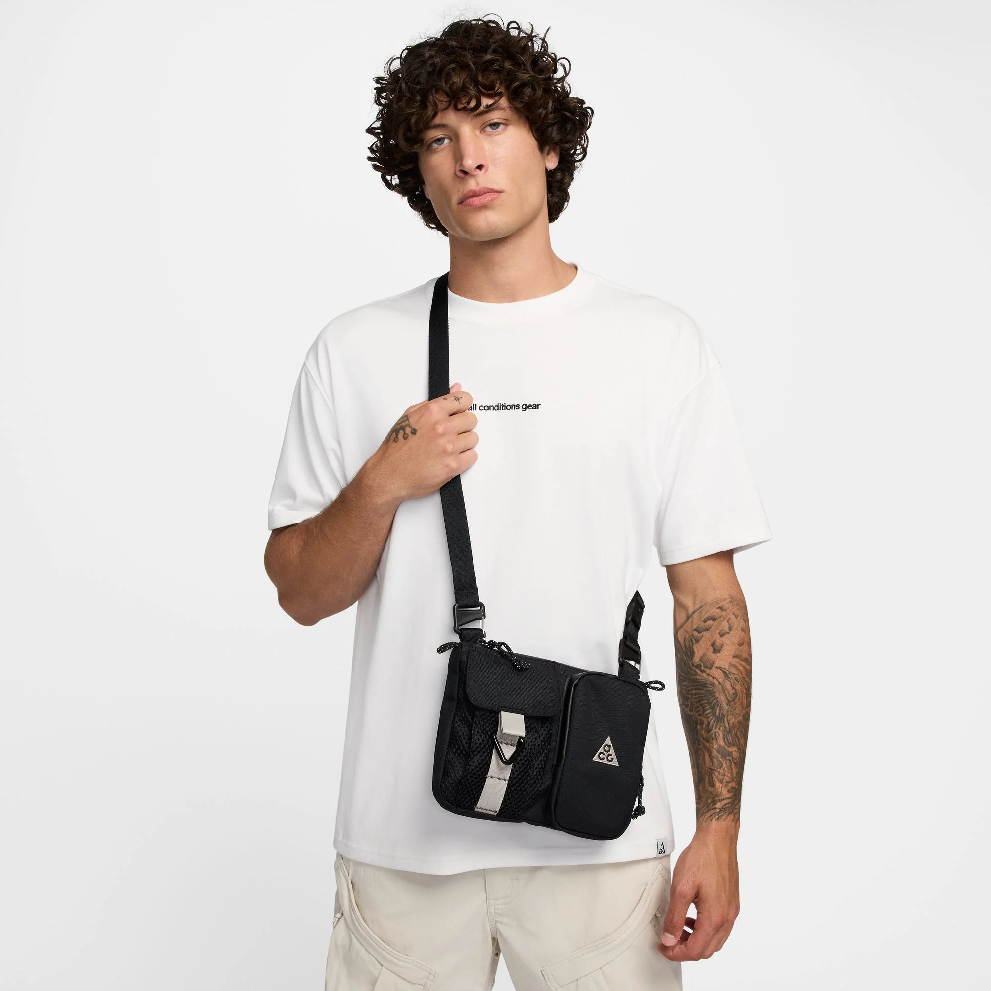 ACG DAYMAX CROSSBODY BAG (3L) - BLACK/COLLEGE GREY - Image 2