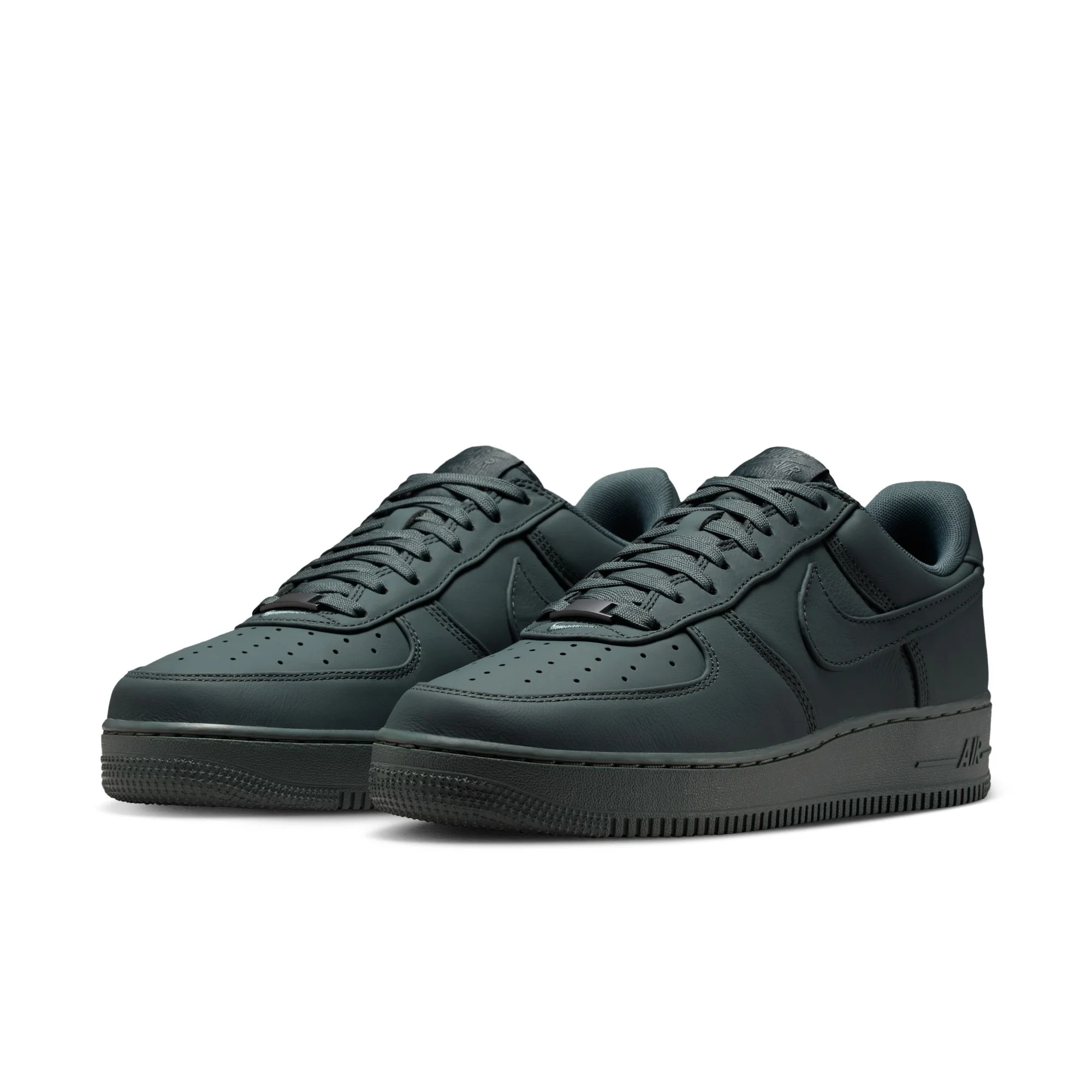 AIR FORCE 1 RETRO LOW PRM - Image 3