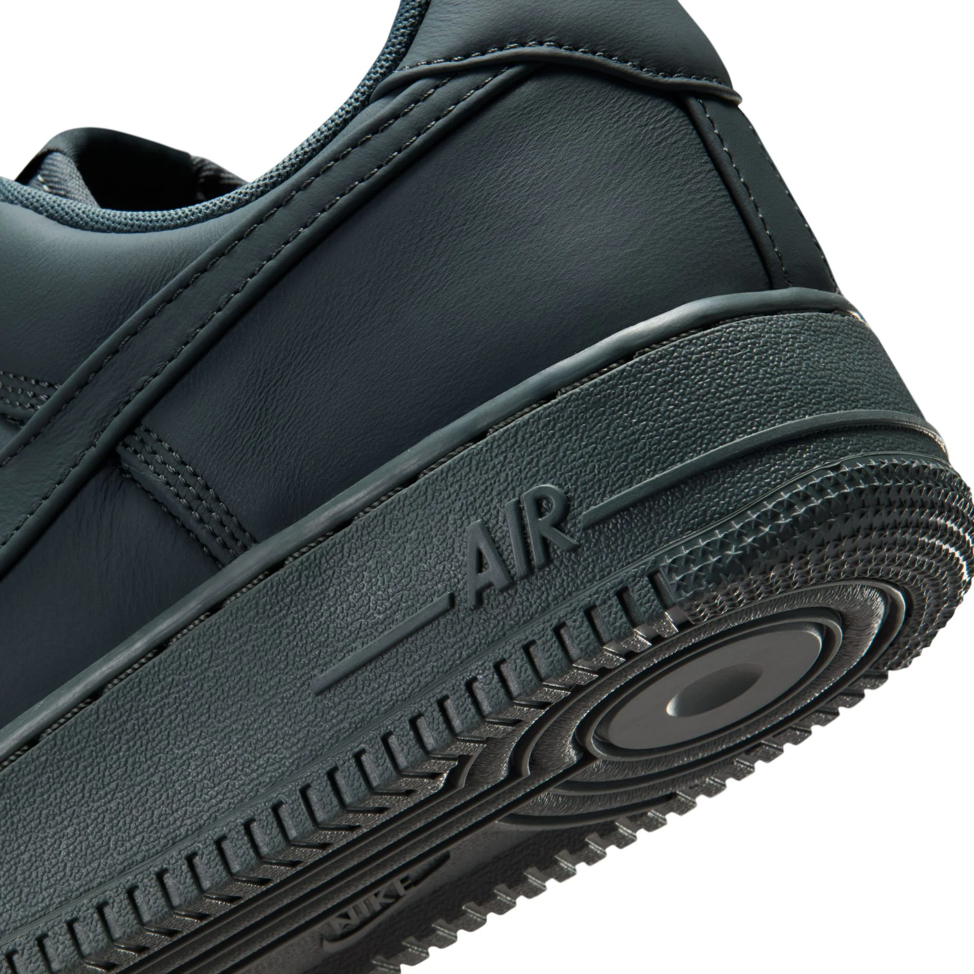 AIR FORCE 1 RETRO LOW PRM - Image 6