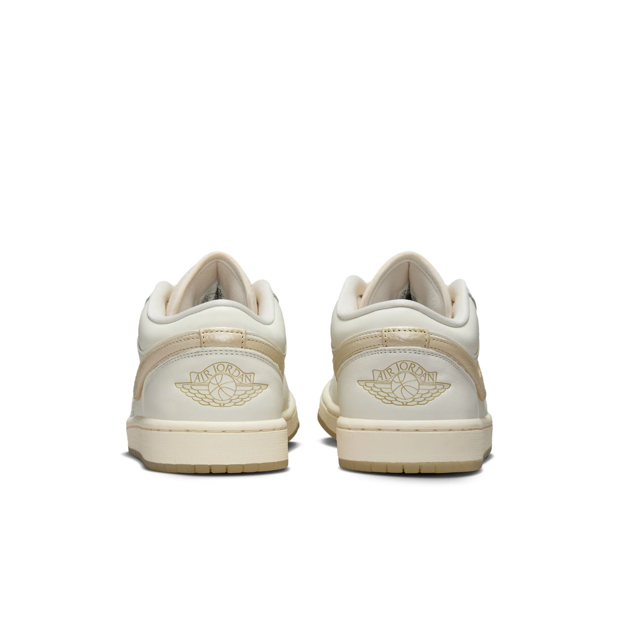 W AIR JORDAN 1 LOW SE - Image 9