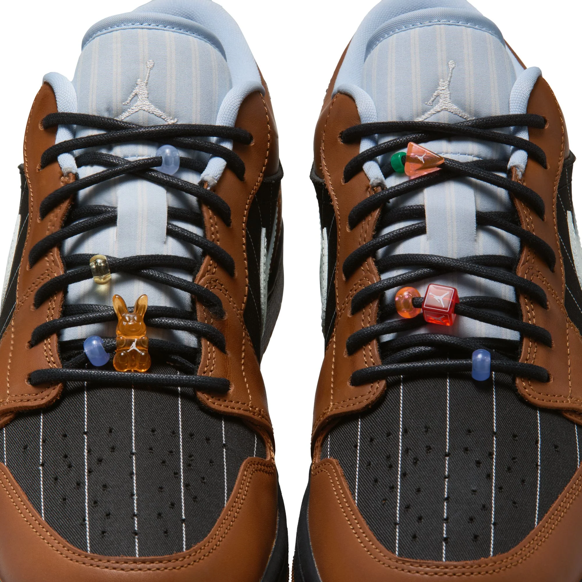 AIR JORDAN 1 LOW SE - Image 8