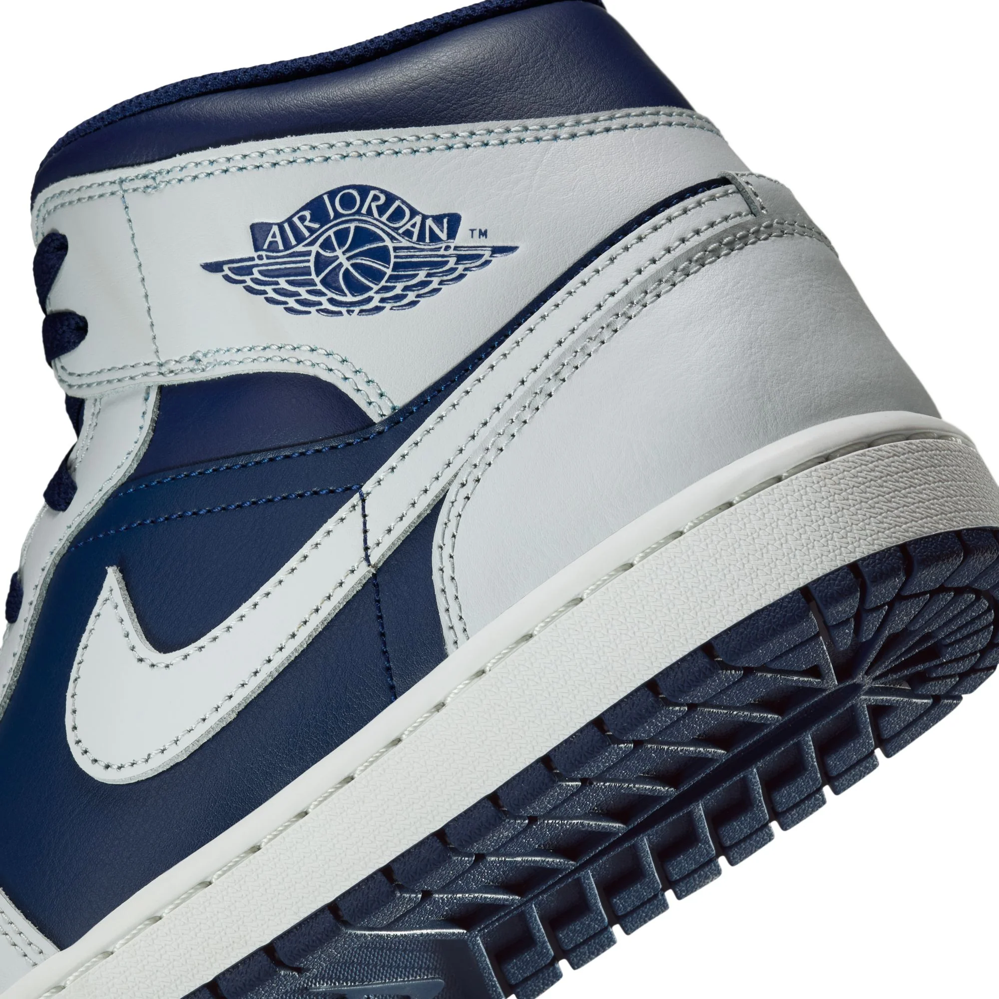 AIR JORDAN 1 MID - Image 6