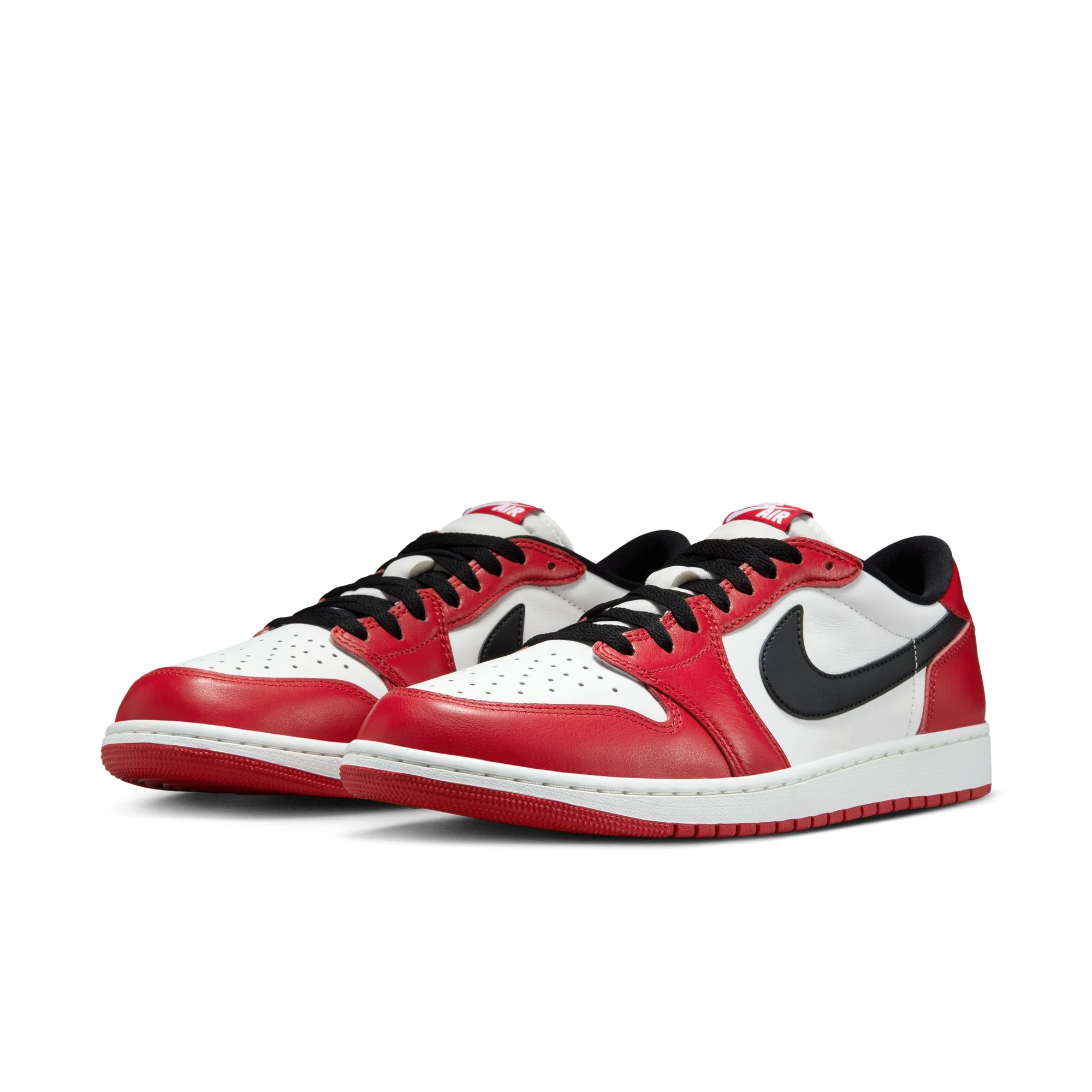 AIR JORDAN 1 RETRO LOW - Image 4