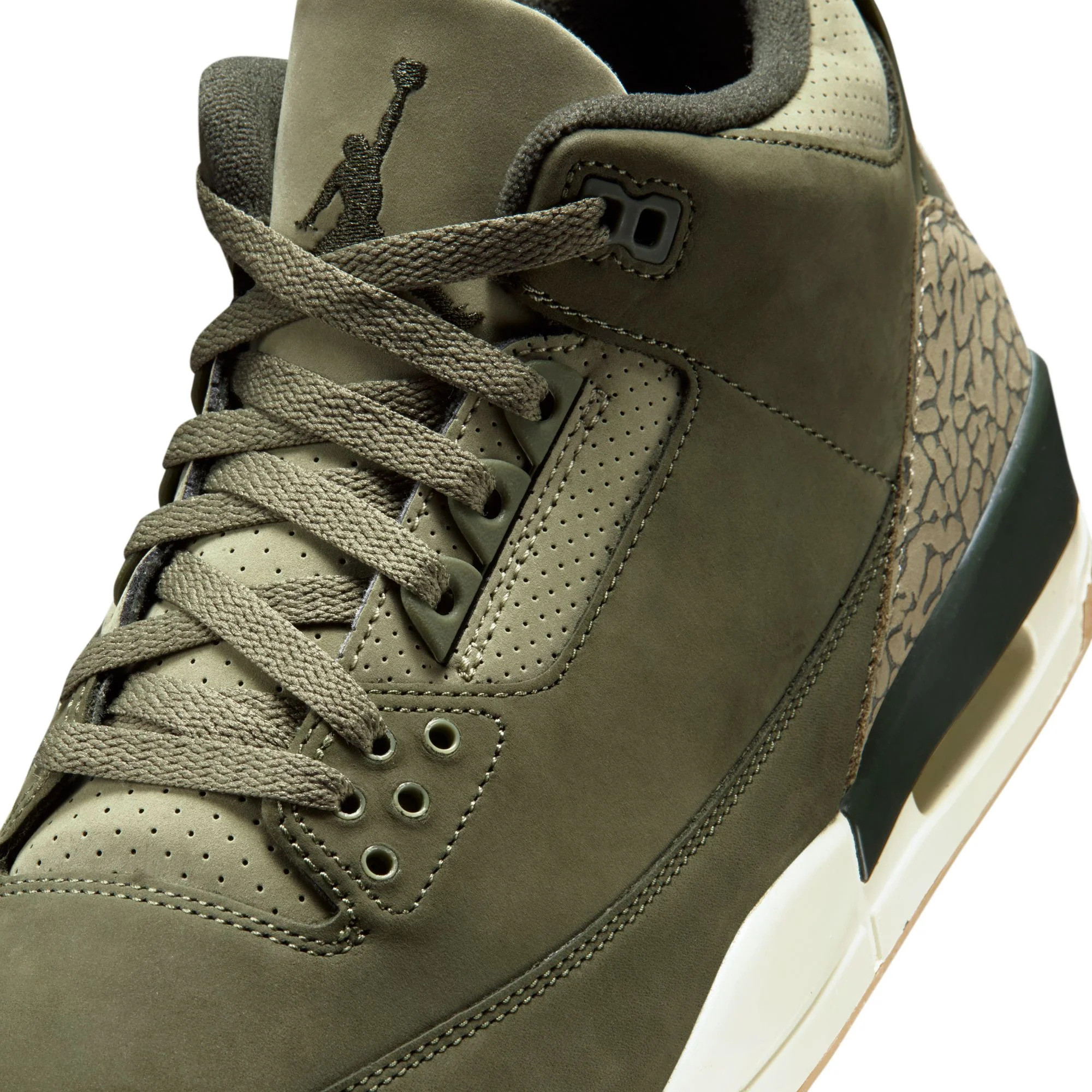 AIR JORDAN 3 RETRO - Image 6