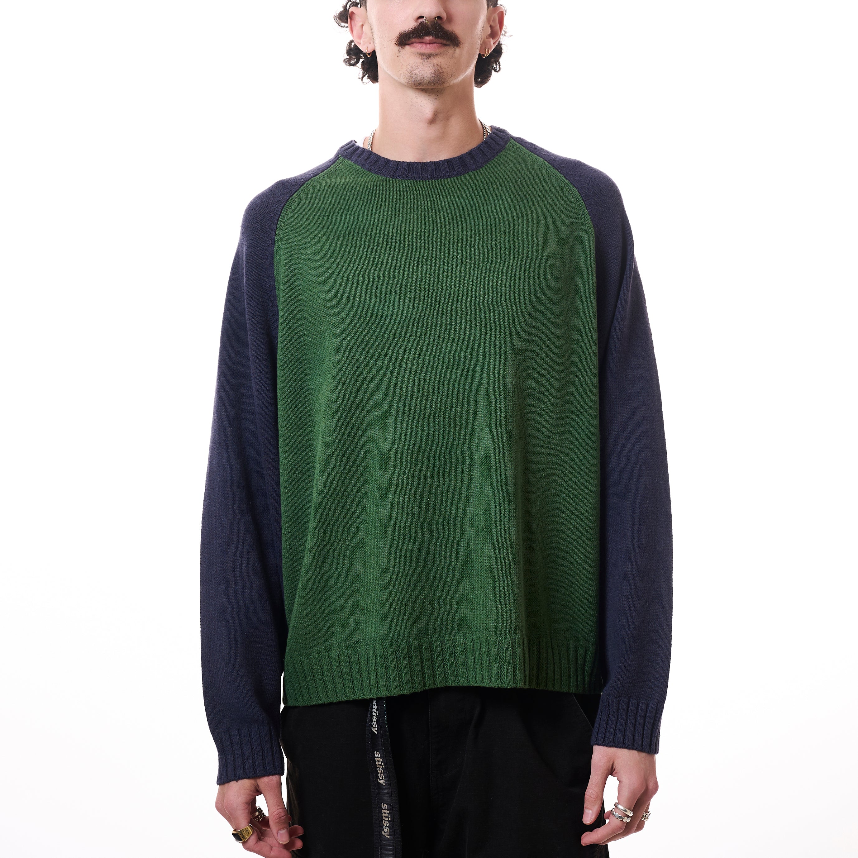 COLORBLOCKED RAGLAN CREW