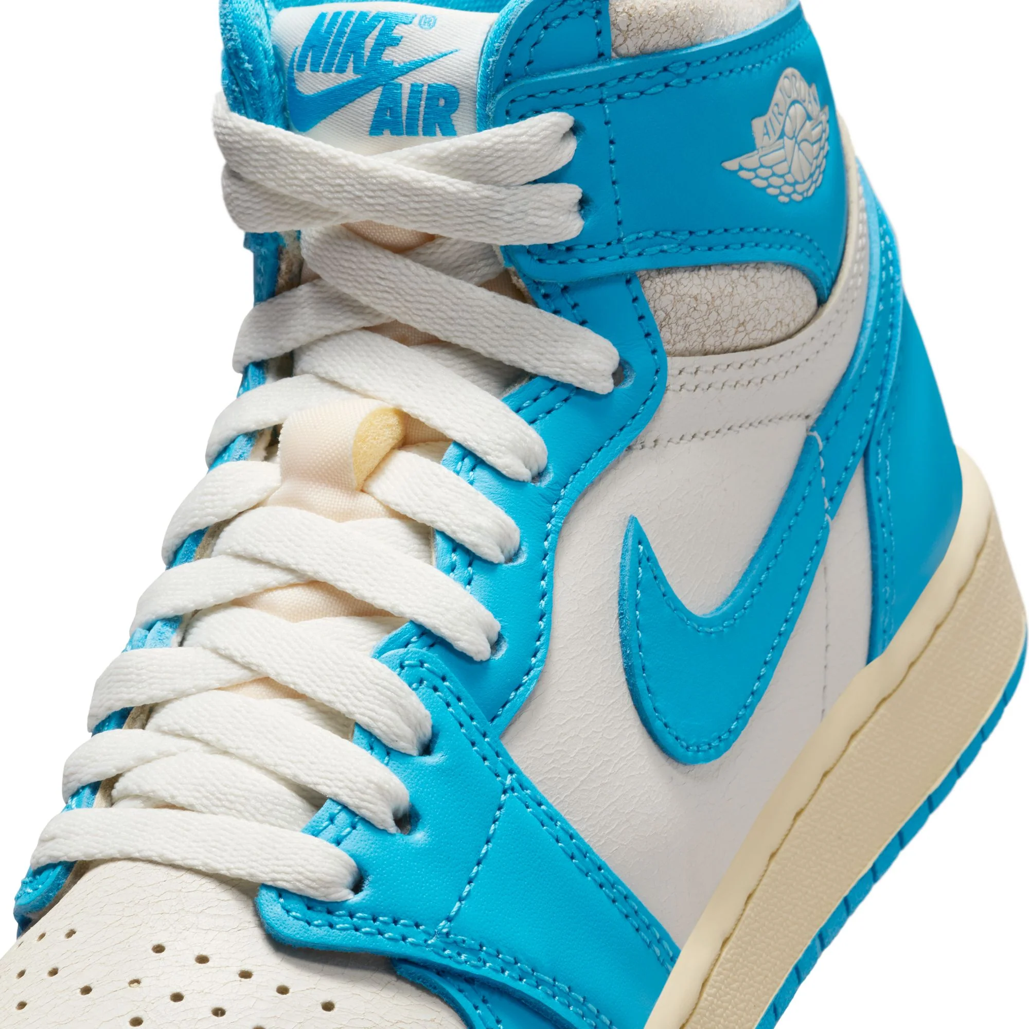(GS) AIR JORDAN 1 HIGH OG "UNC REIMAGINED" - Image 5