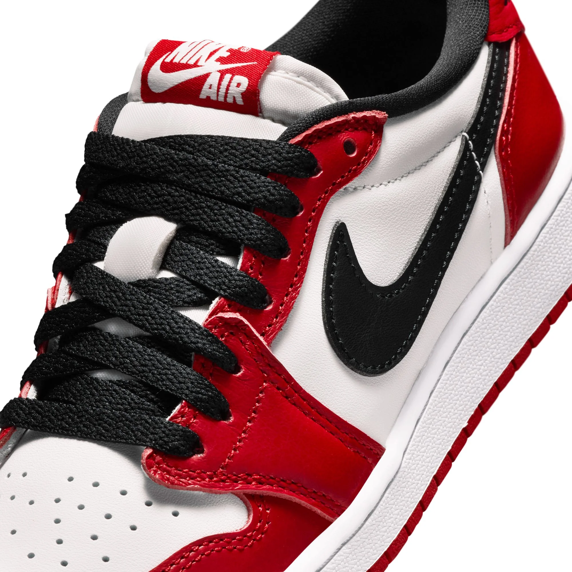 (GS) AIR JORDAN 1 RETRO LOW - Image 5