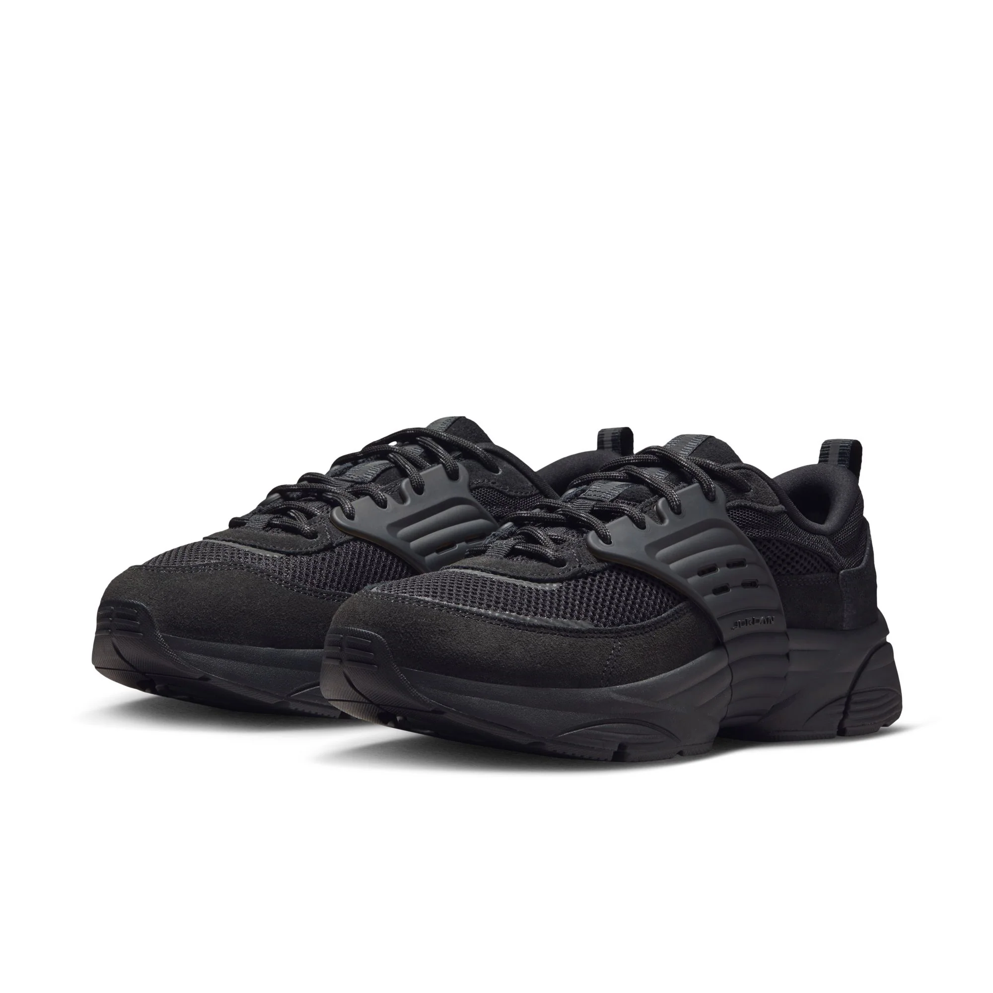 JORDAN TRUNNER - Image 4
