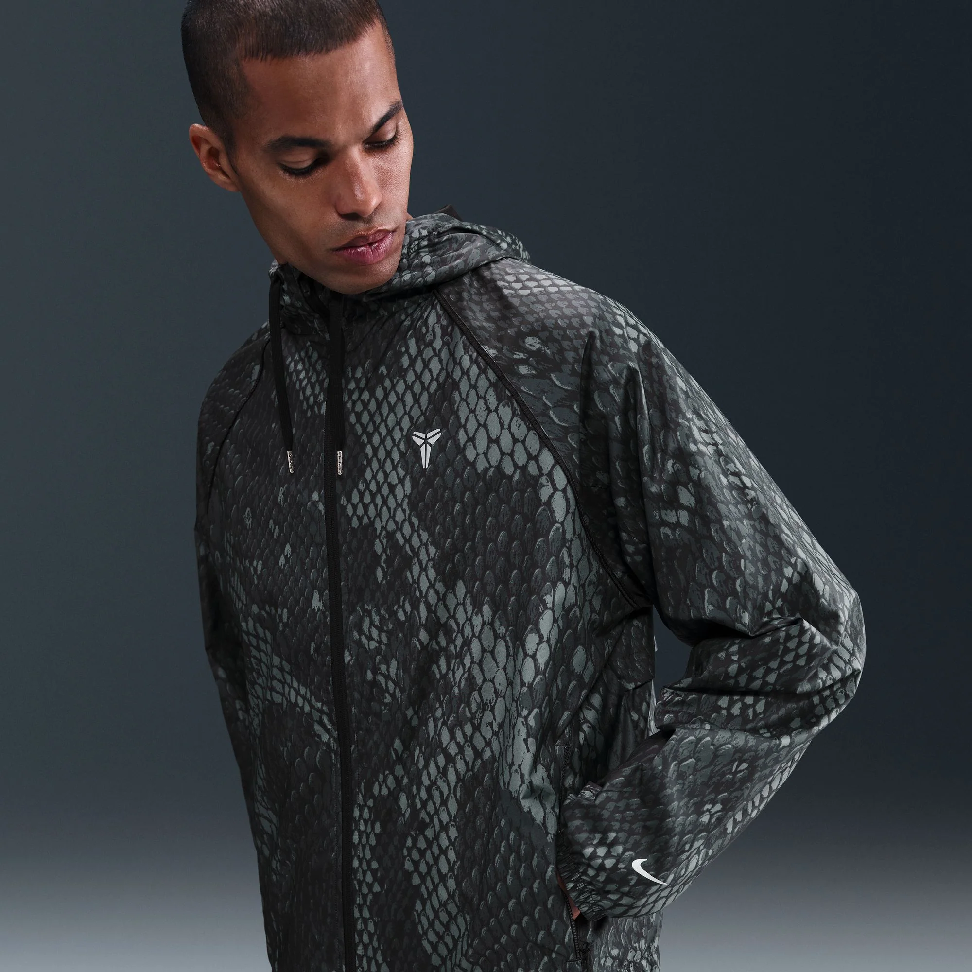 KOBE BRYANT WOVEN JACKET - Image 6