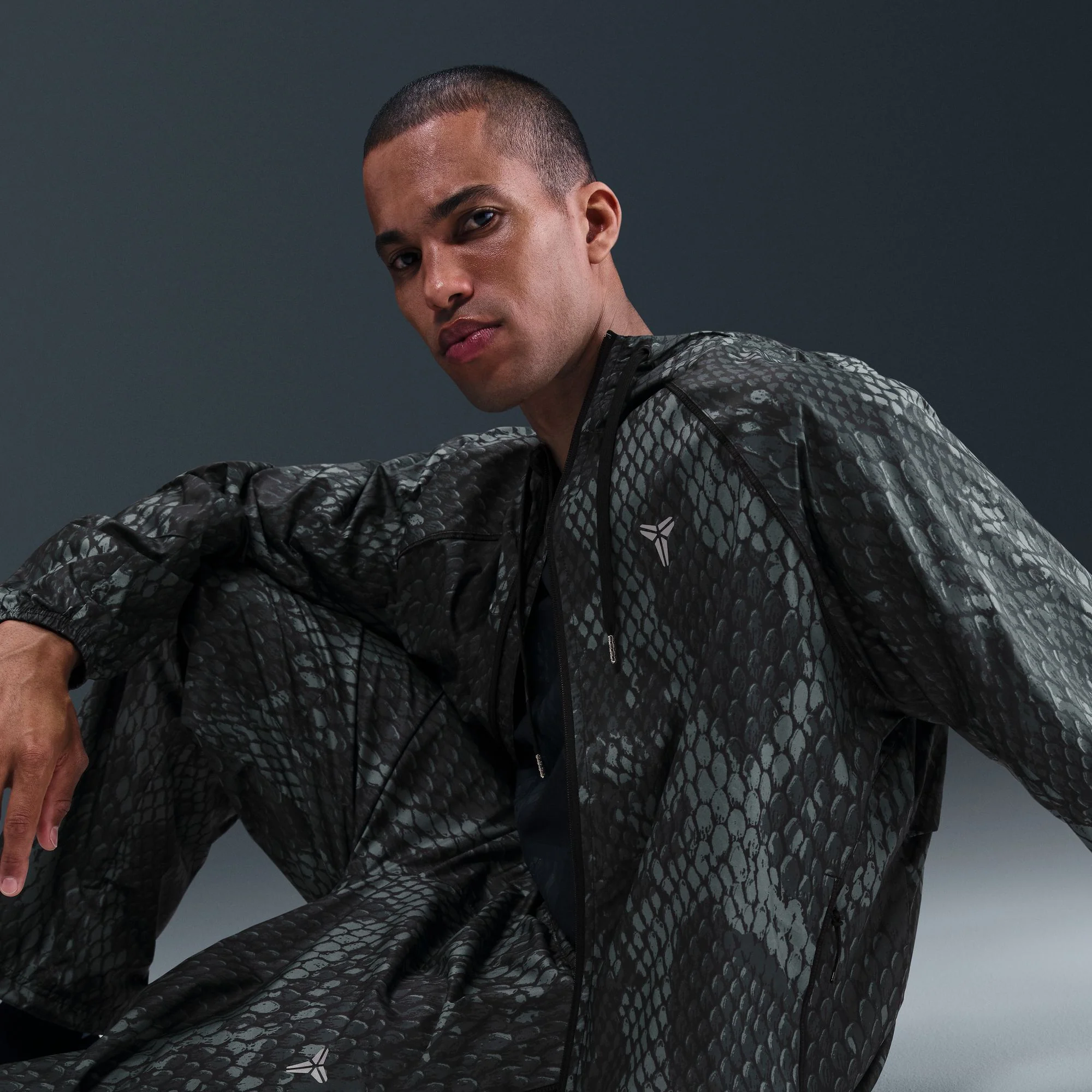 KOBE BRYANT WOVEN JACKET - Image 8