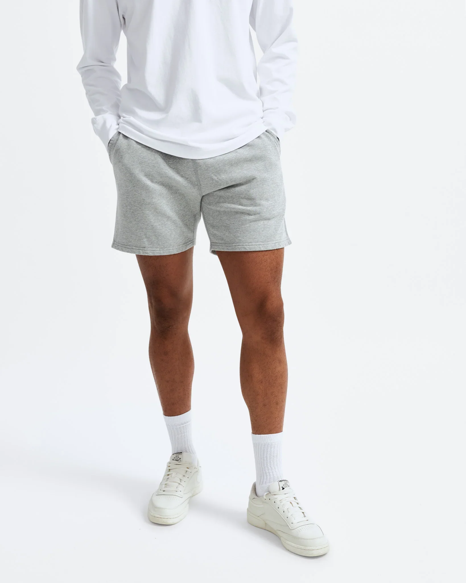 LIGHTWEIGHT TERRY 6" SWEATSHORT - Image 3