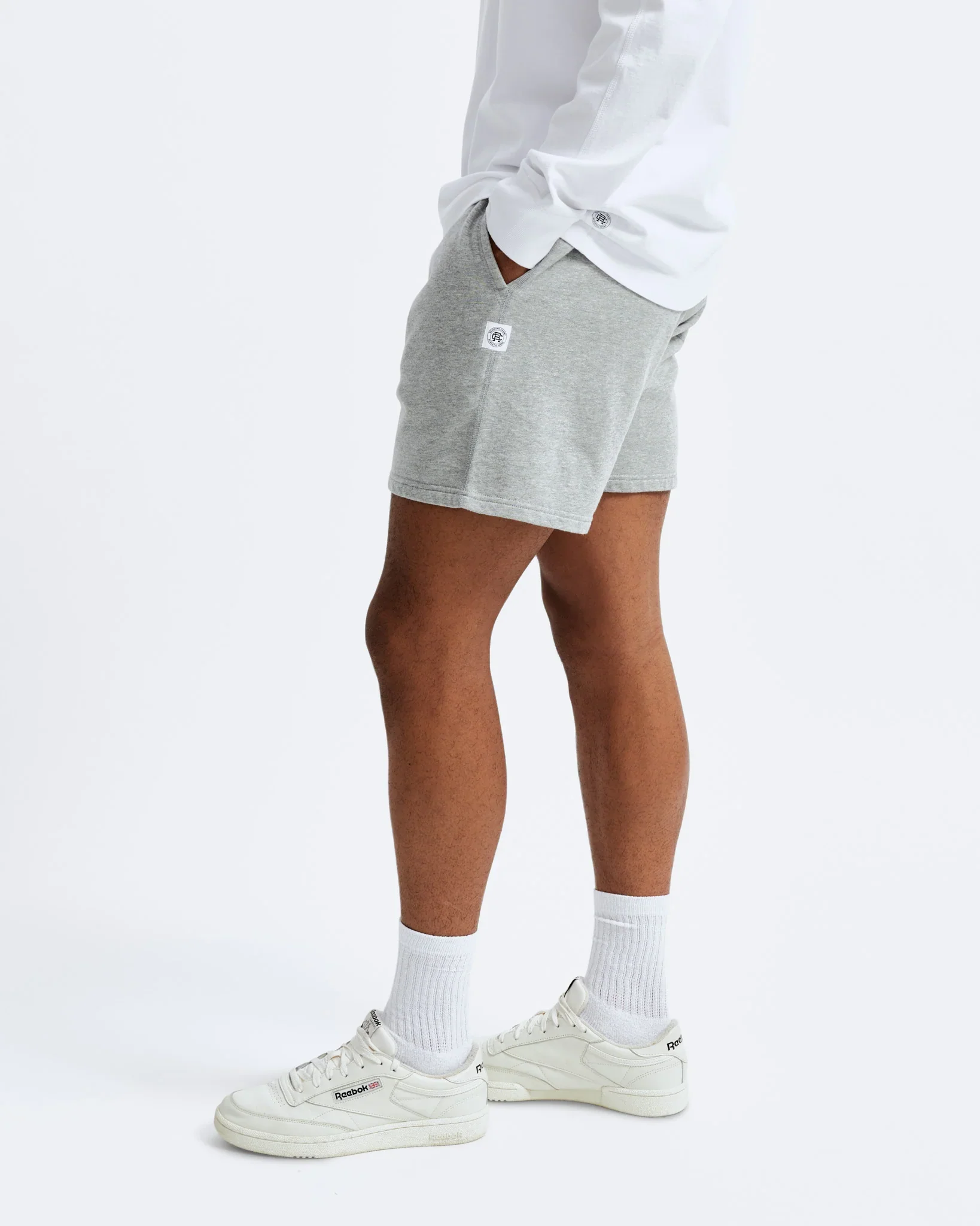 LIGHTWEIGHT TERRY 6" SWEATSHORT - Image 4