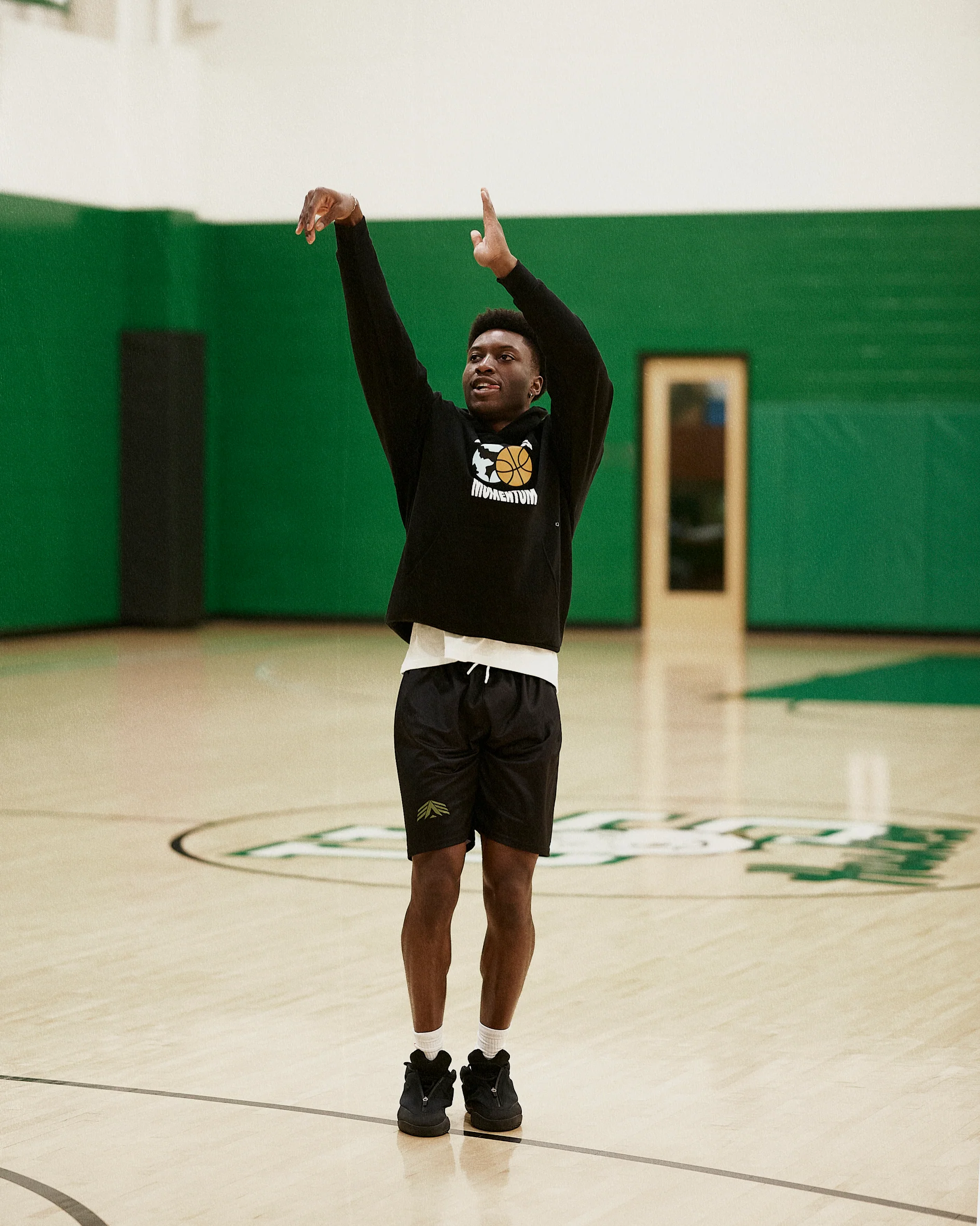 MO X DOUBLE DRIBBLE BASKETBALL HOODIE - Image 4