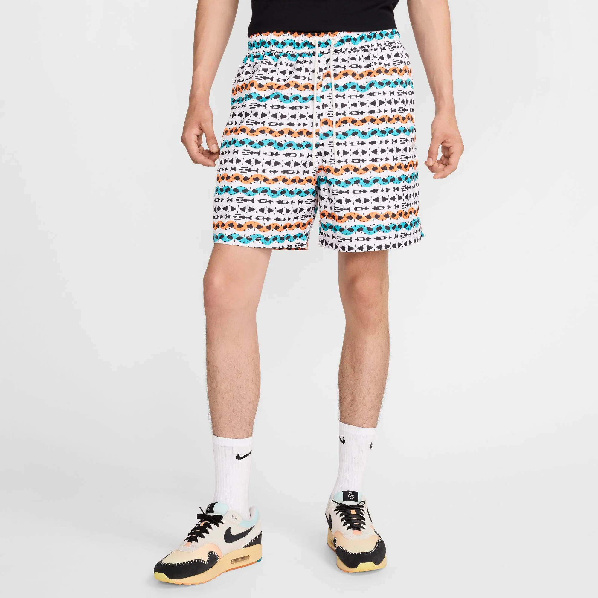 NK CLUB FLOW SHORT N7 - Image 3