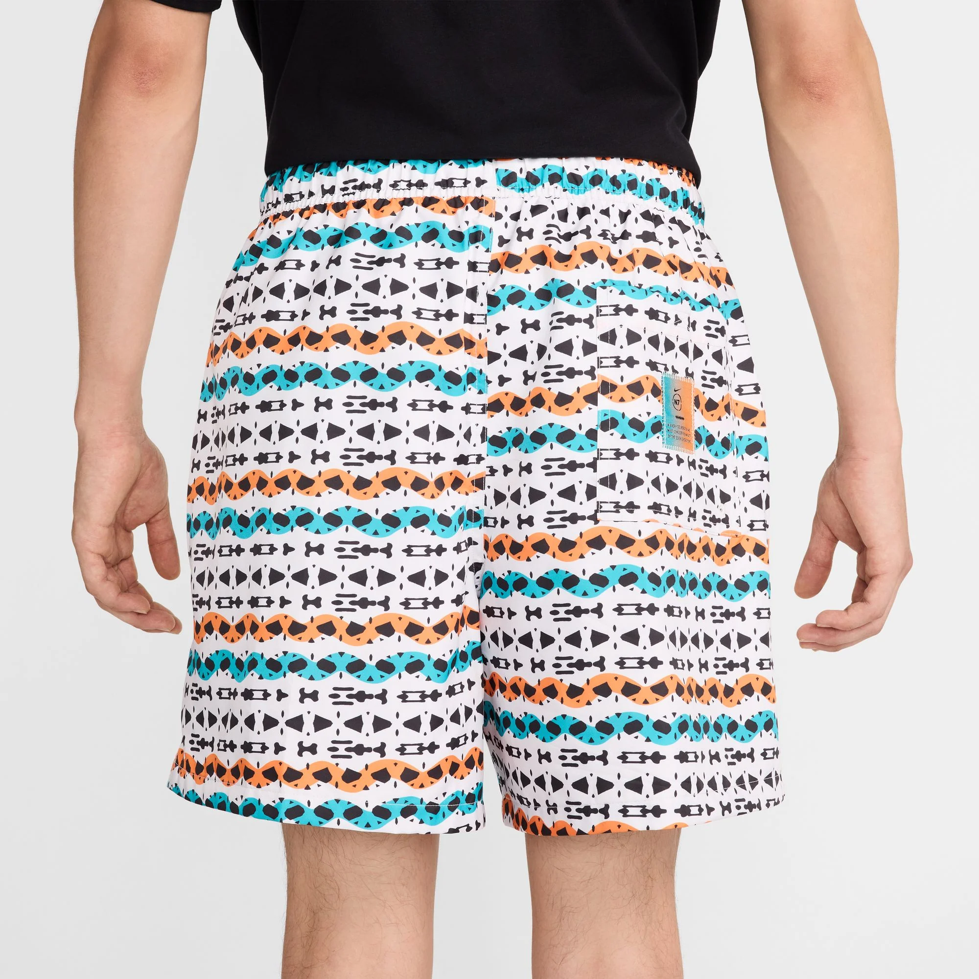 NK CLUB FLOW SHORT N7 - Image 4