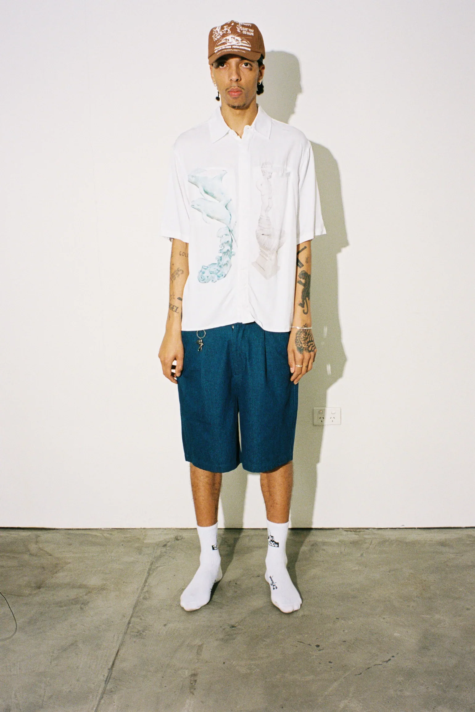 ORNAMENTS BUTTON UP - Image 5