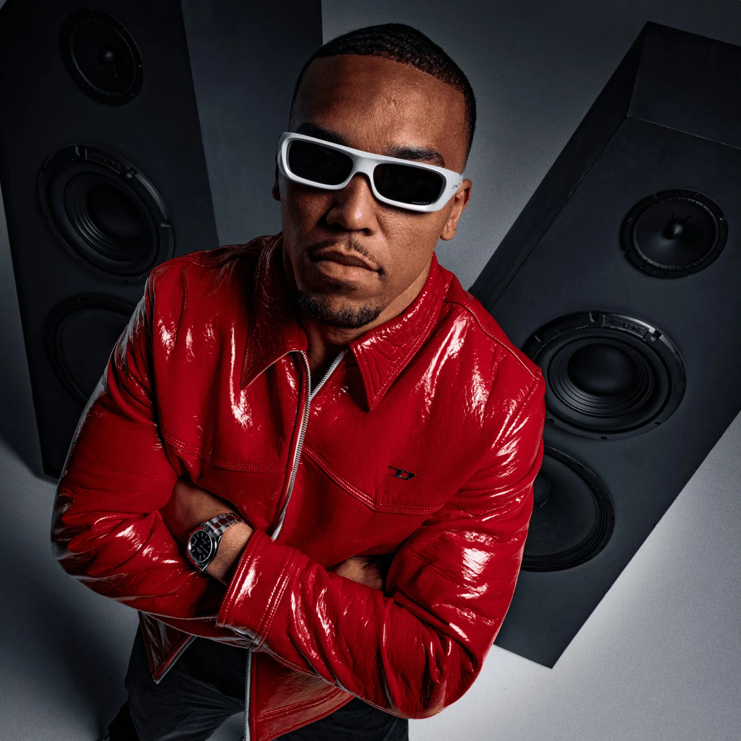 PERMIAN SUNGLASSES - PEARL WHITE FRAME W/ PRIZM BLACK LENS - Image 2