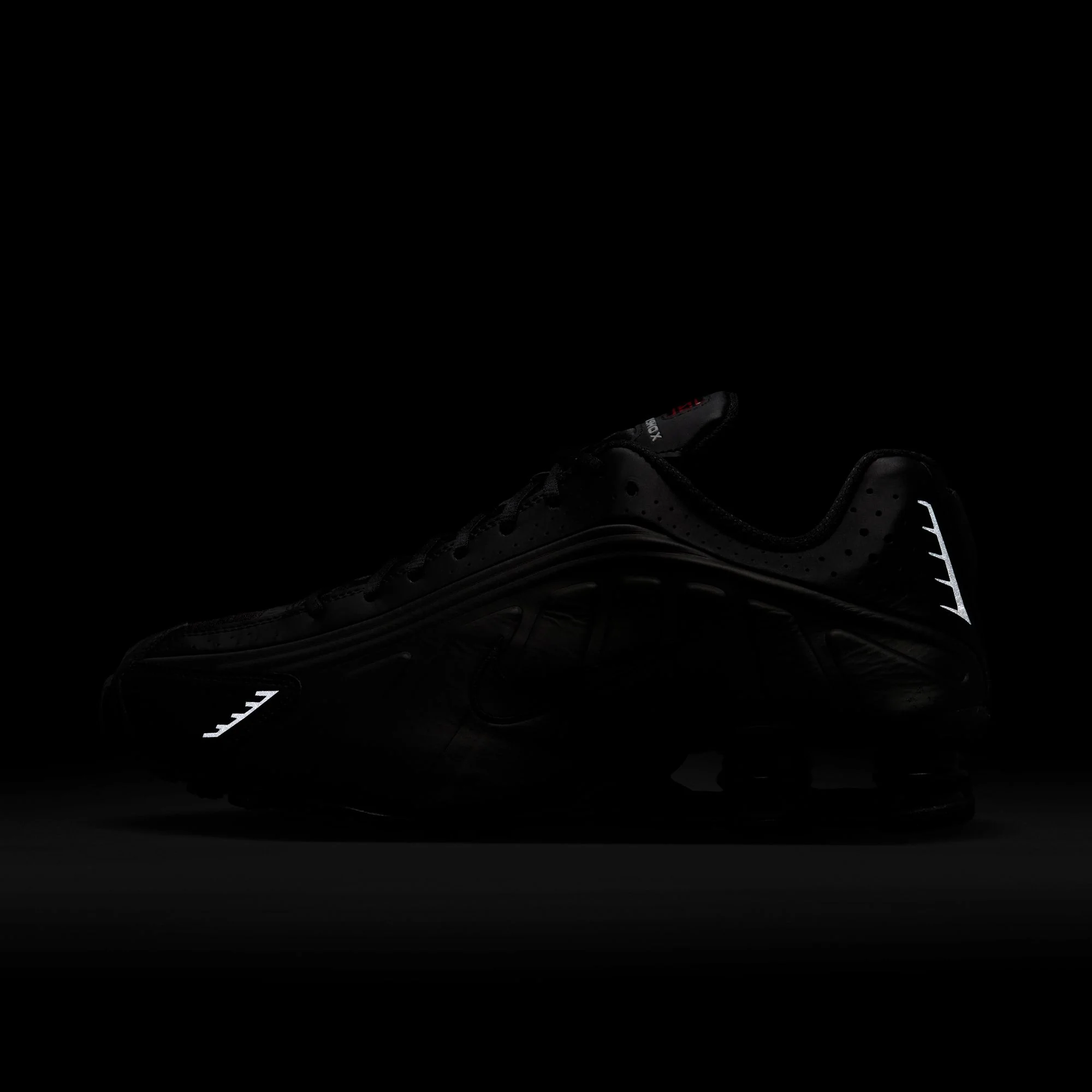 SHOX R4 - Image 11
