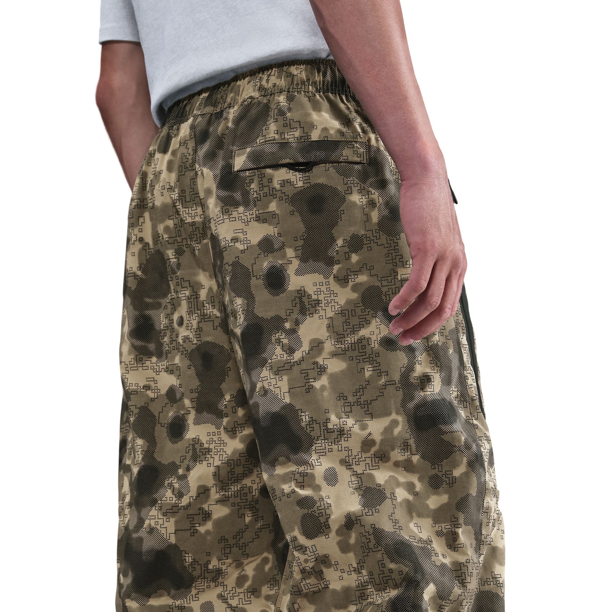 TECH FLEECE DRI-FIT WOVEN CAMO LOOSE-FIT PANTS - Image 5