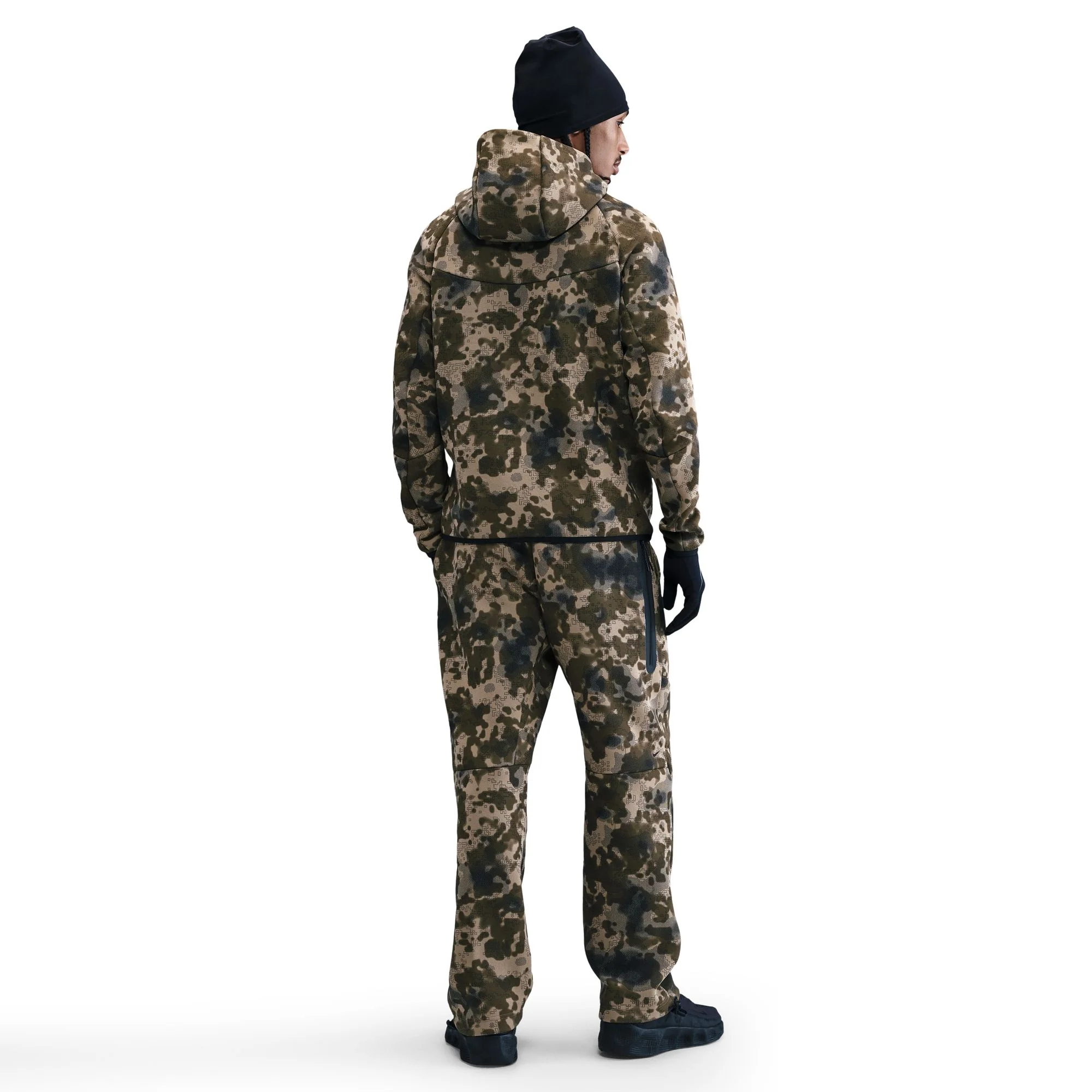 TECH FLEECE OPEN HEM CAMO PANTS - Image 4