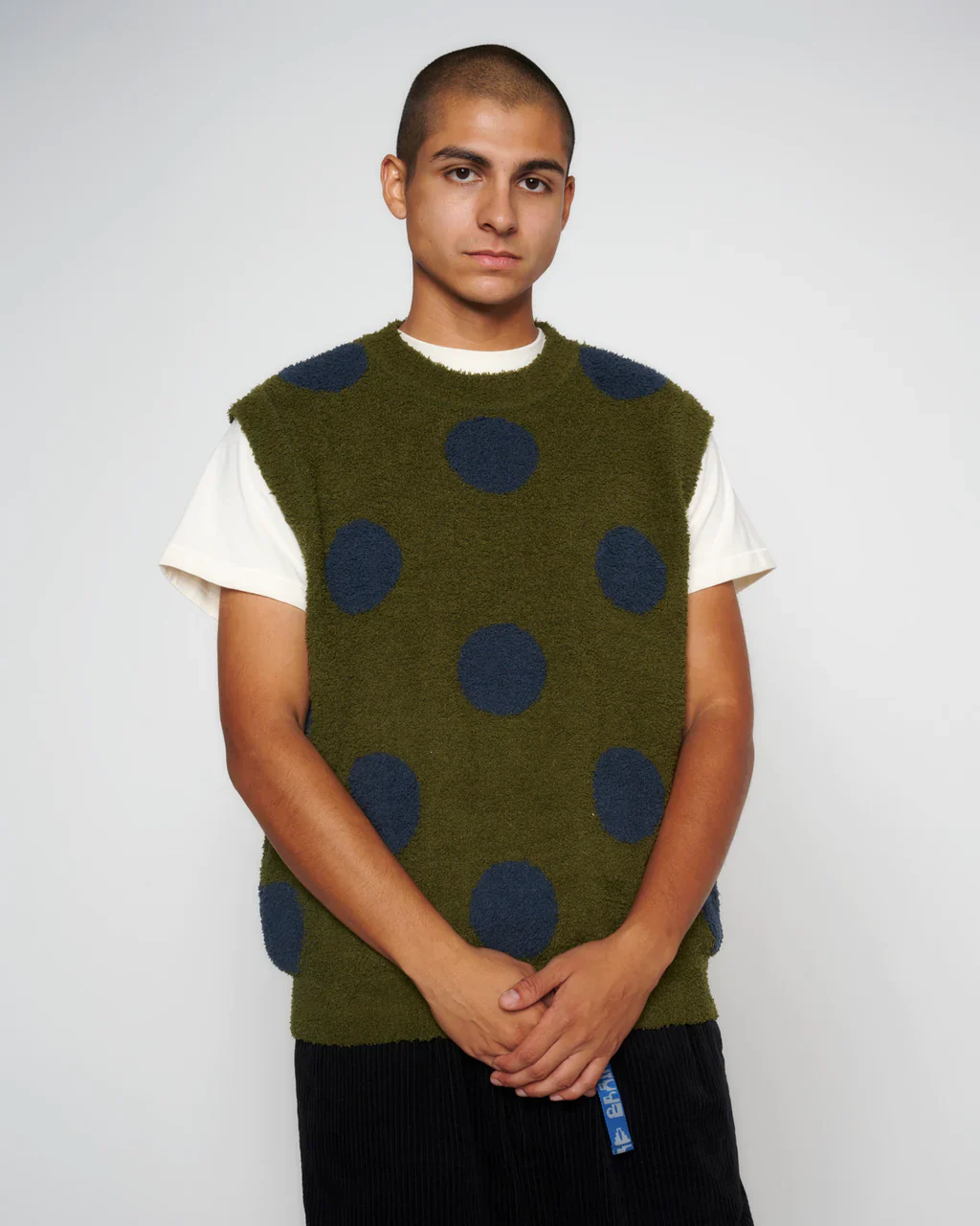 TEDDY FUR DOT KNIT SWEATER VEST - Image 2