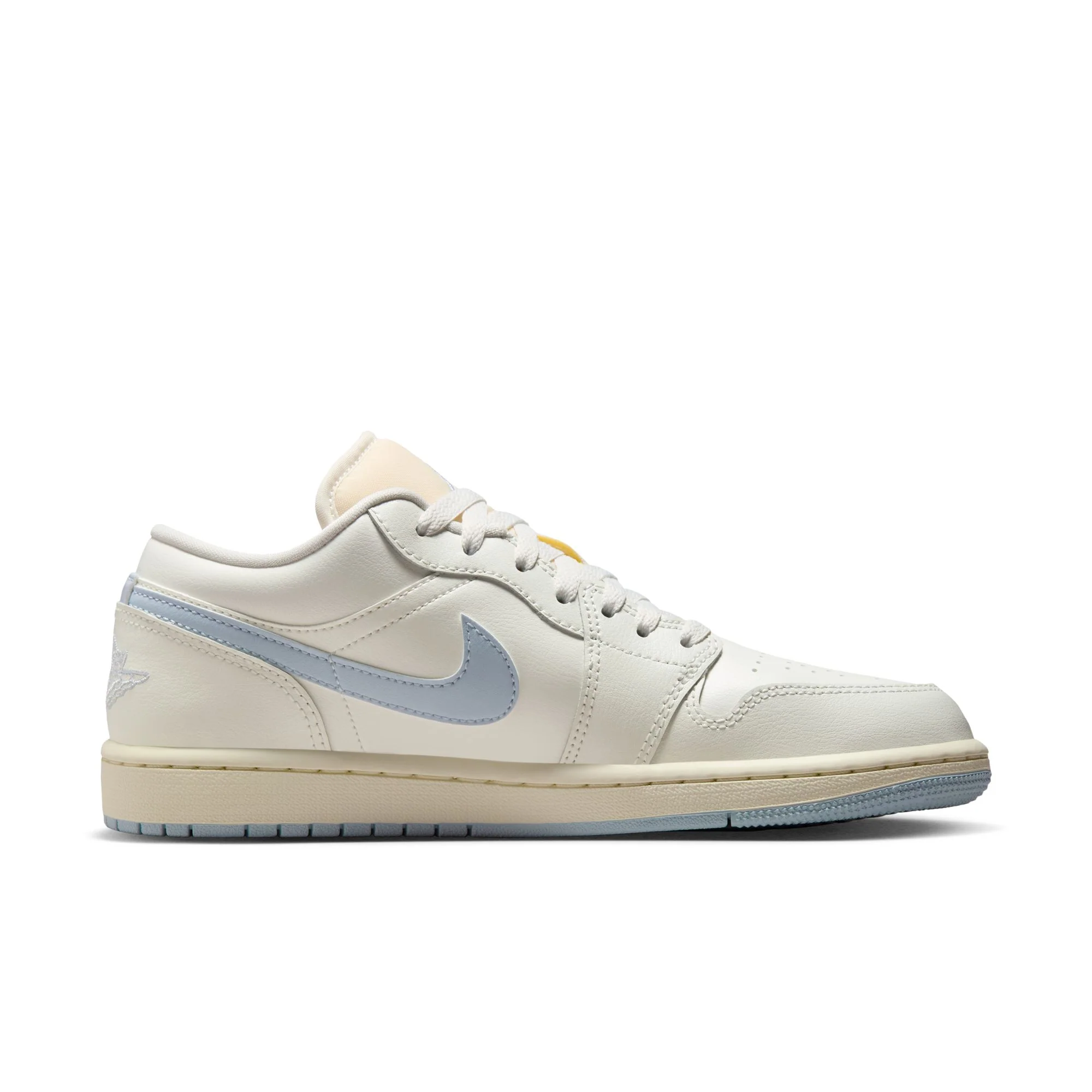 W AIR JORDAN 1 LOW - Image 3