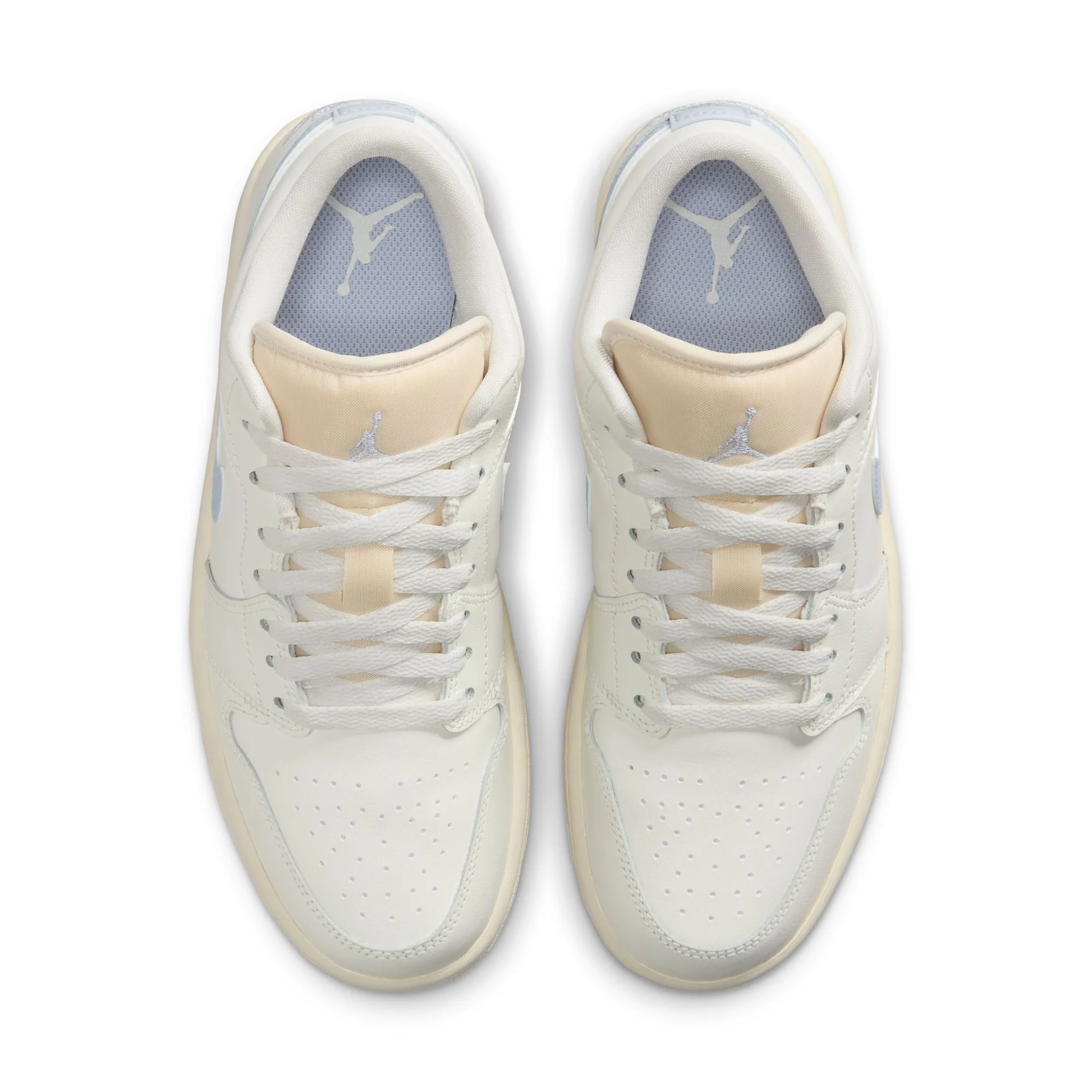 W AIR JORDAN 1 LOW - Image 5