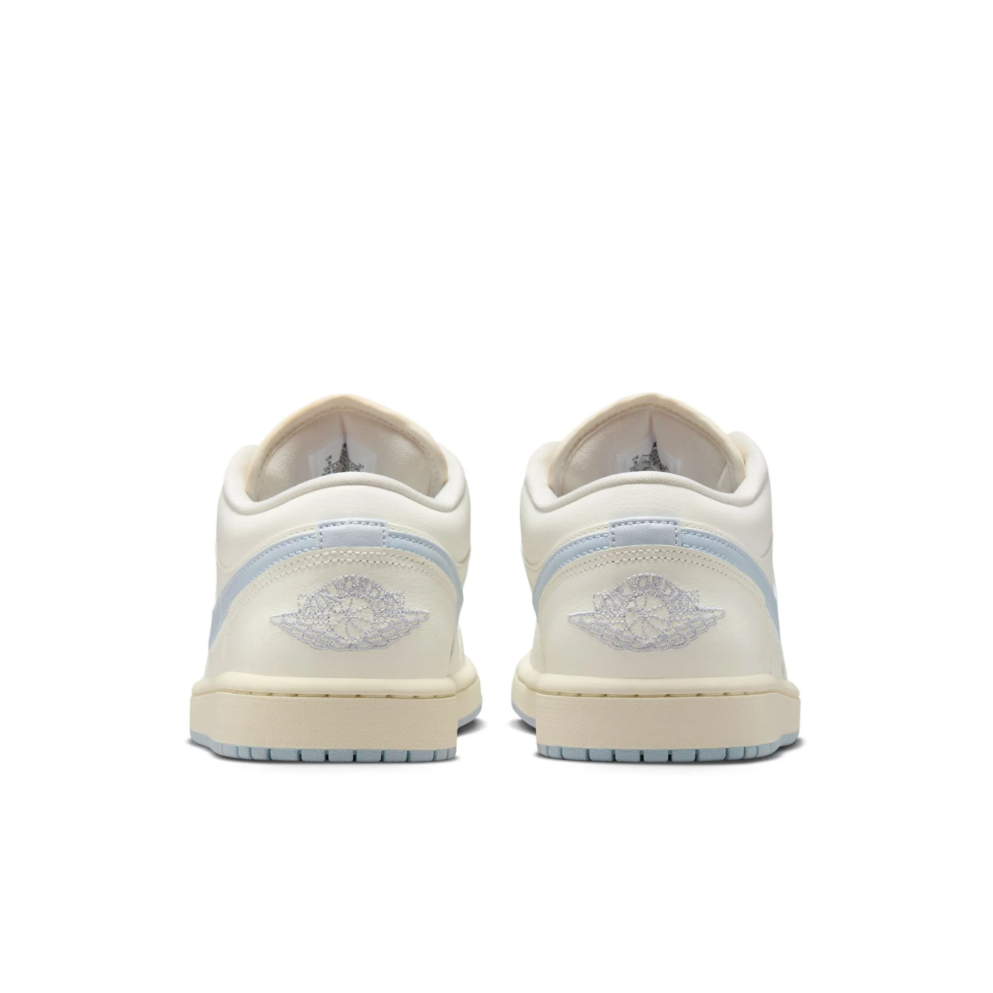W AIR JORDAN 1 LOW - Image 9