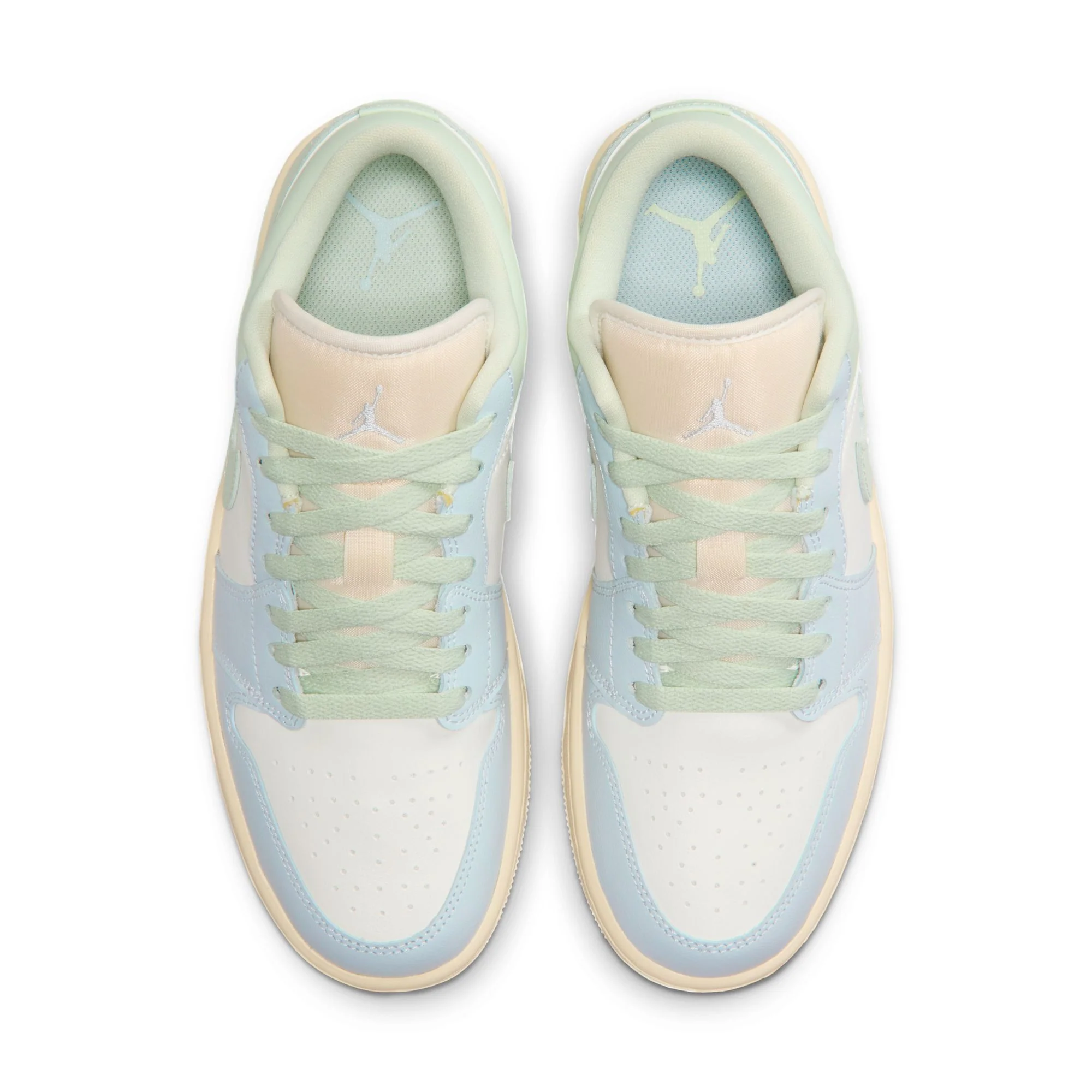 W AIR JORDAN 1 LOW - Image 4