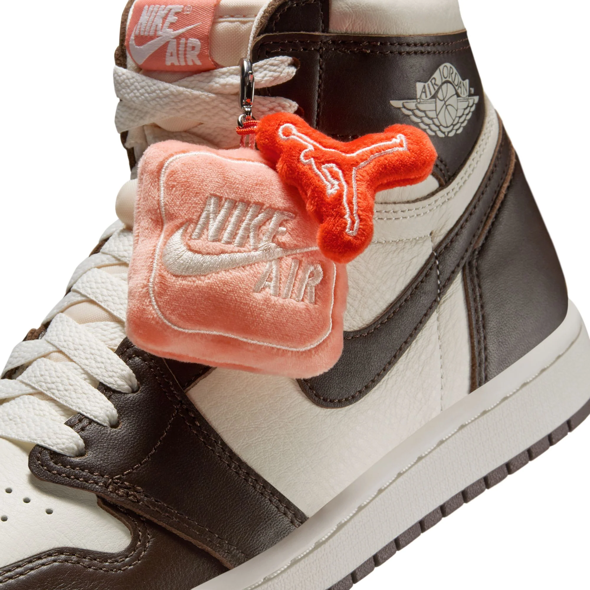 W AIR JORDAN 1 RETRO HIGH OG - Image 8