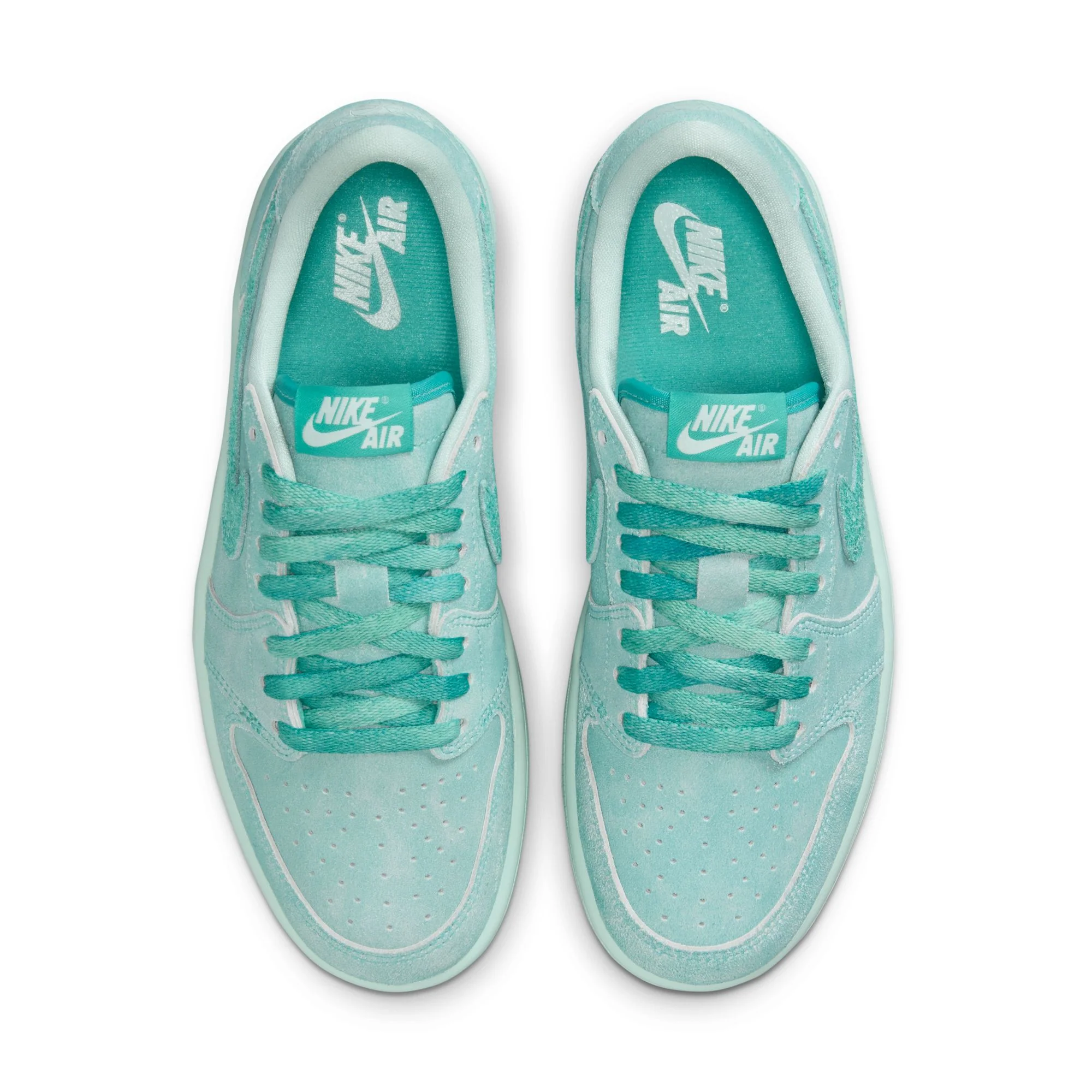 W AIR JORDAN 1 RETRO LOW OG - Image 4
