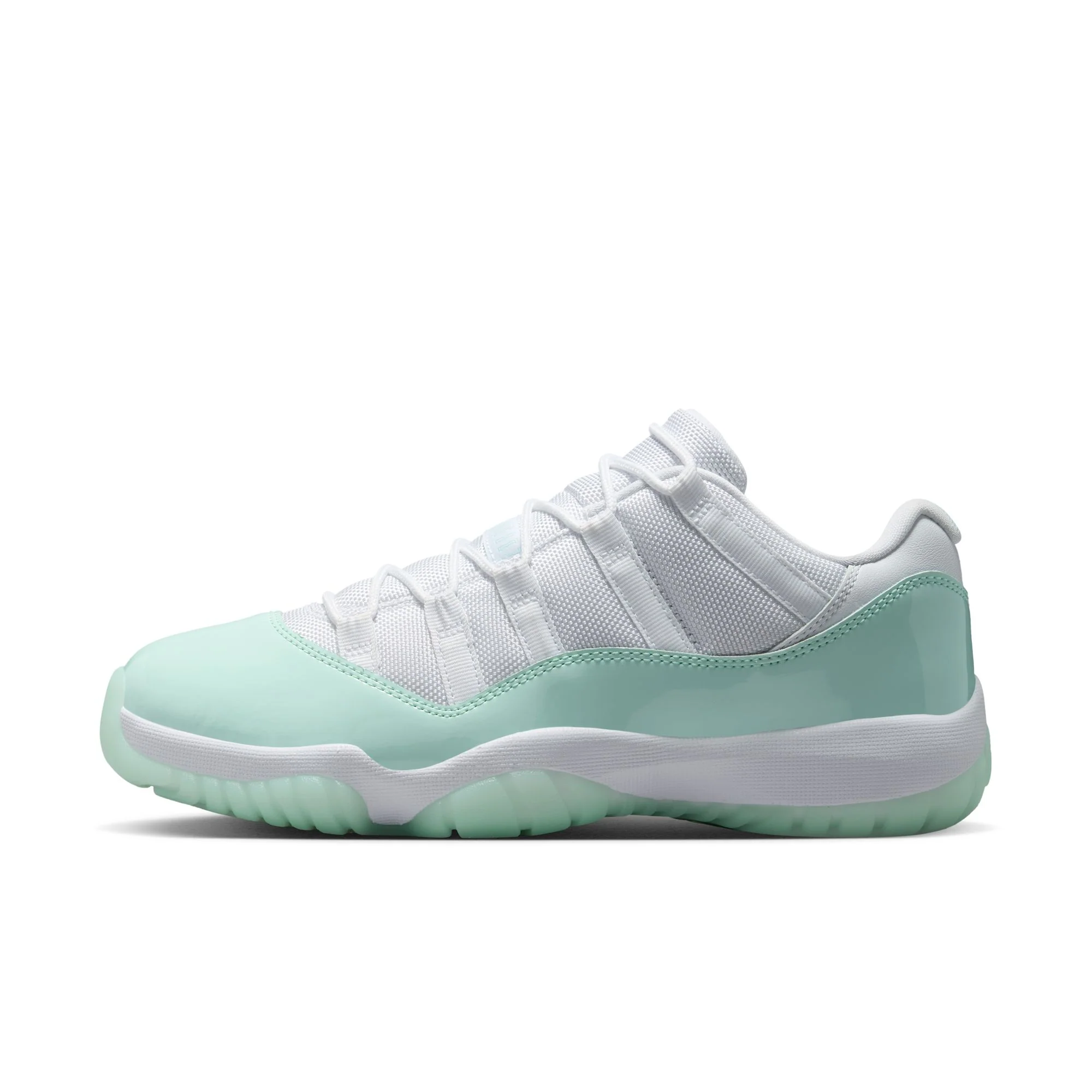 W AIR JORDAN 11 RETRO LOW
