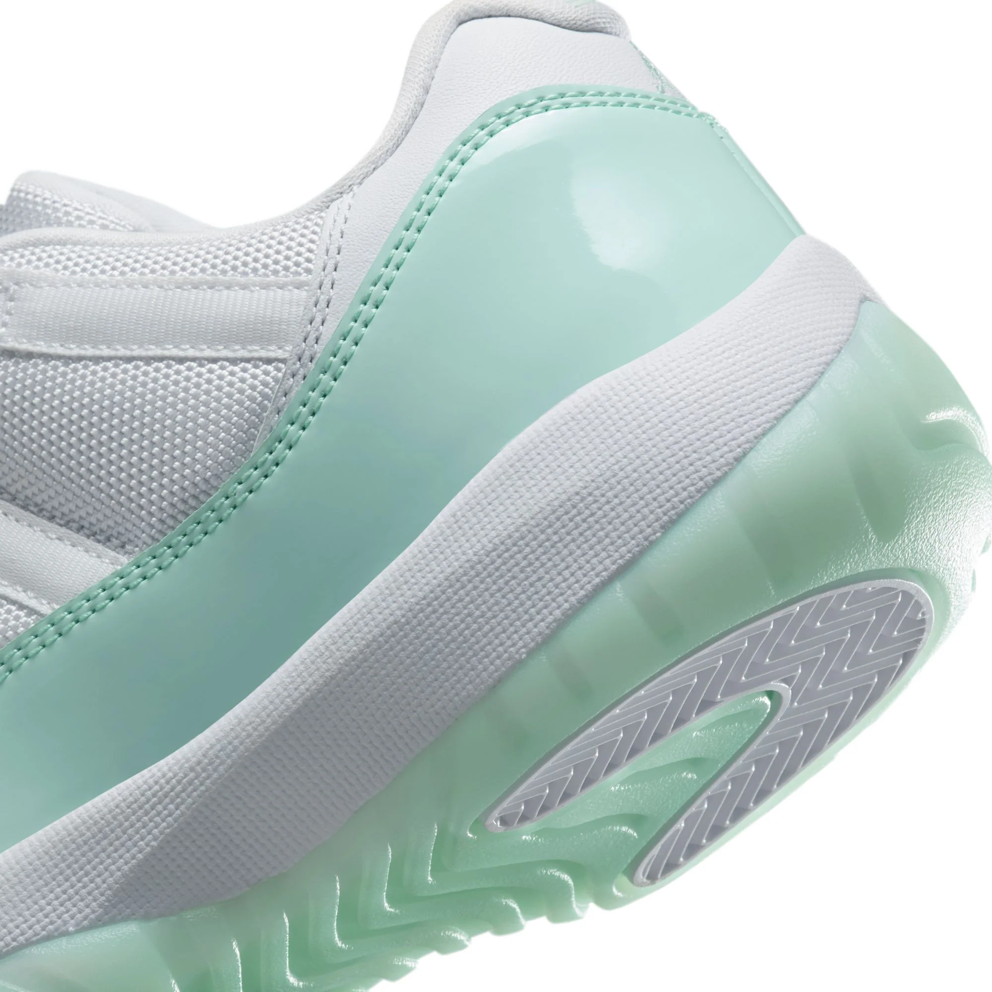 W AIR JORDAN 11 RETRO LOW - Image 7