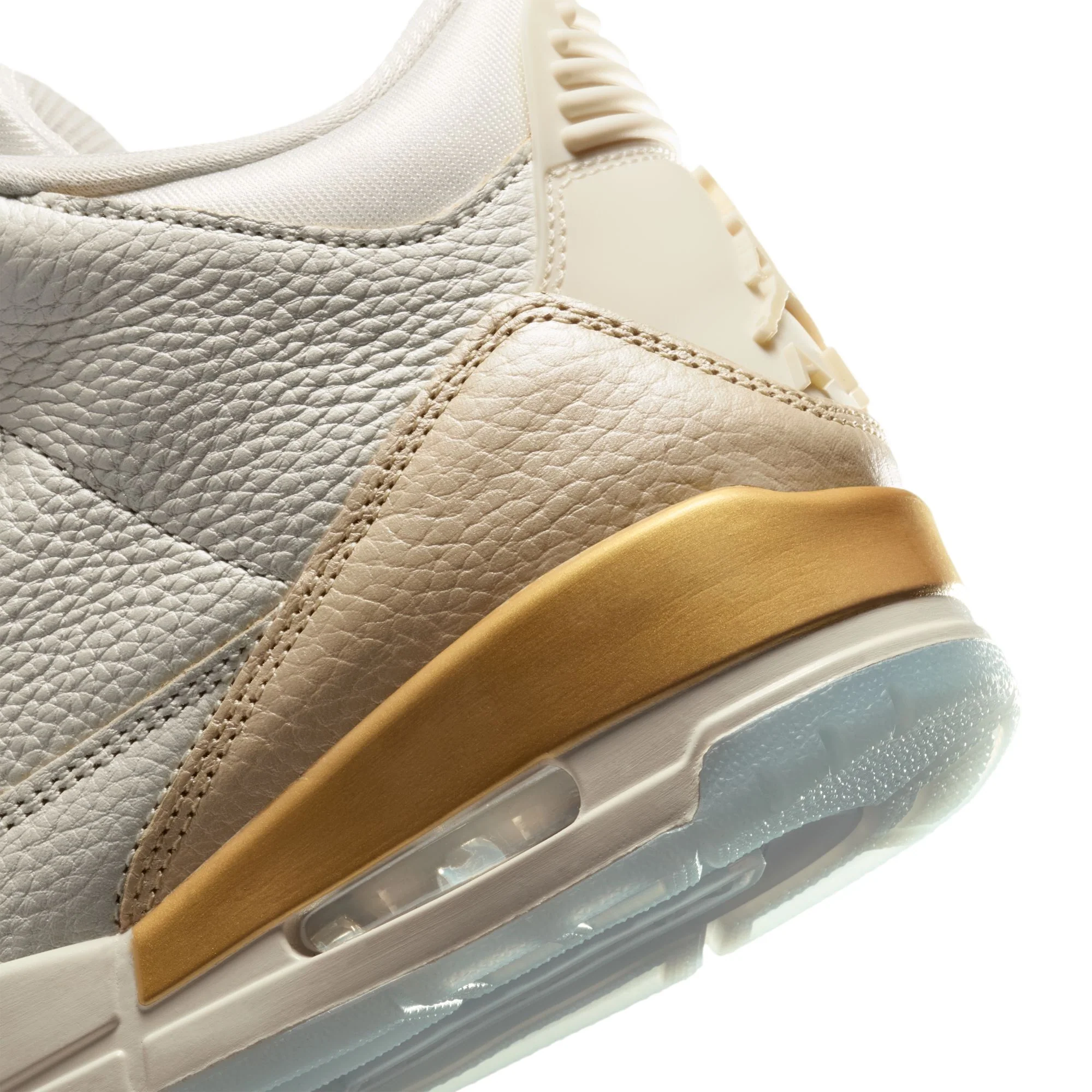 W AIR JORDAN 3 RETRO "SAIL AND PALE IVORY" - Image 6