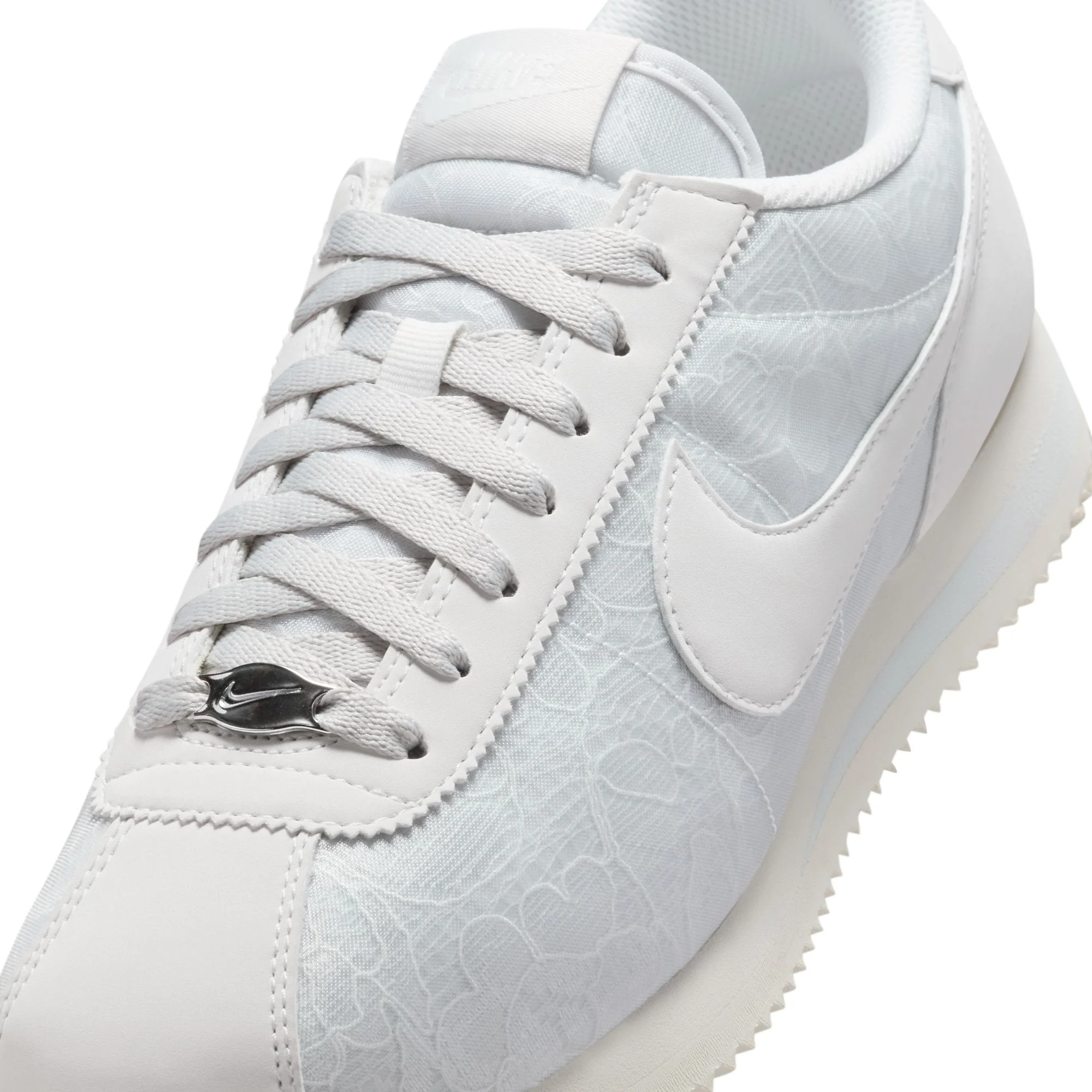 W CORTEZ - Image 5