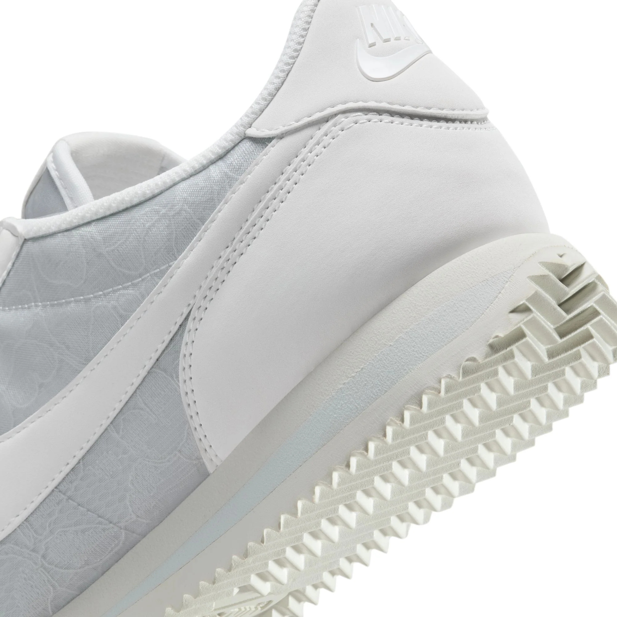 W CORTEZ - Image 6
