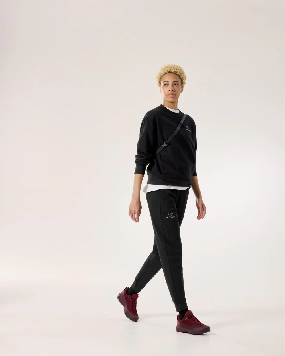W EMBLEM FLEECE CREW - Image 5