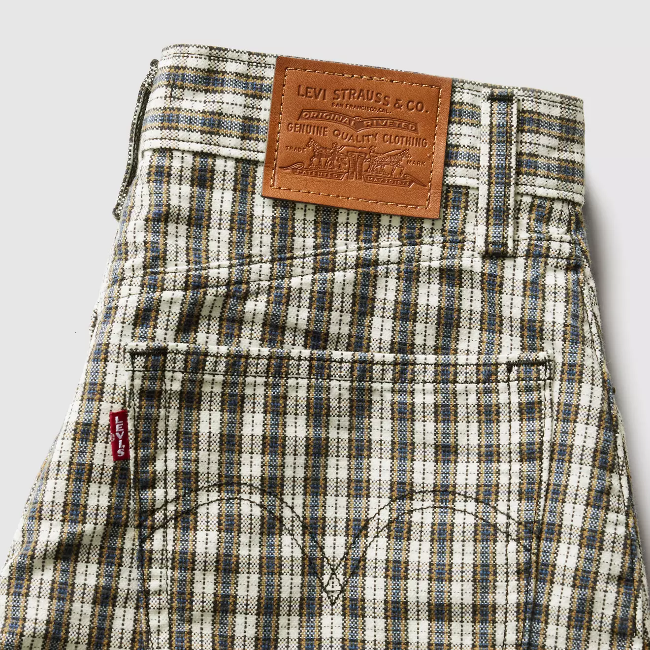 W HIGH BAGGY SHORT - Image 7