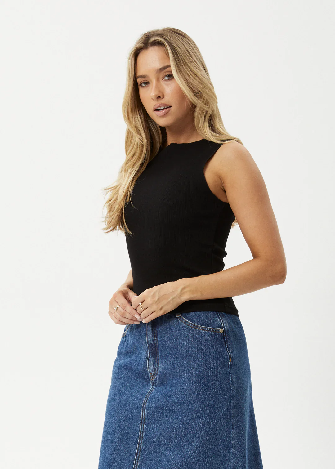 W PEONY HIGH NECK TANK - Image 4