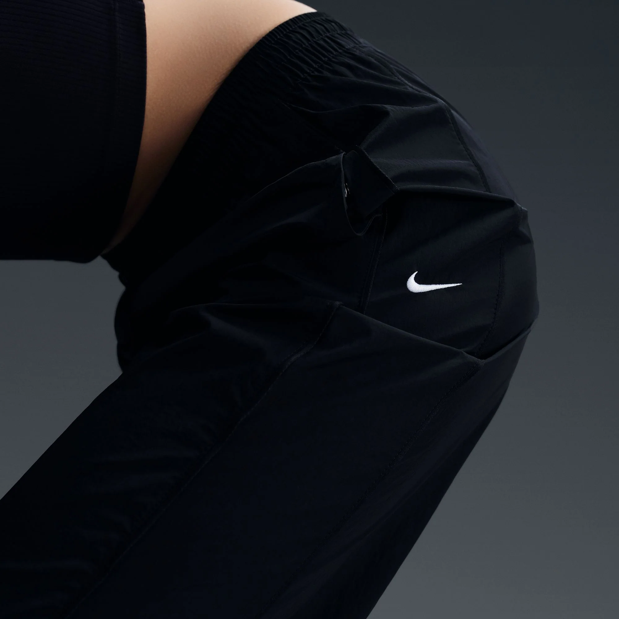 W WINDRUNNER HIGH WAISTED WOVEN OPEN-HEM PANTS - Image 3